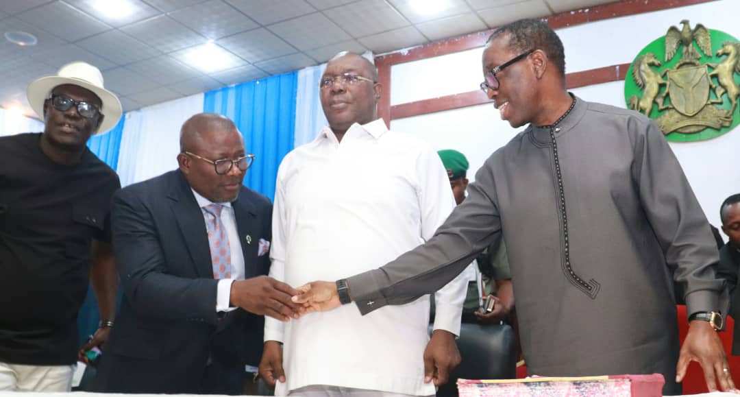 DELTA SPEAKER, OBOREVWORI ATTENDS  SWEARING-IN CEREMONY OF BARRISTER EVELYN OBORO AS SPECIAL ADVISER  TO HIS EXCELLENCY, SENATOR DR IFEANYI OKOWA, GOVERNOR OF DELTA STATE,  CHIEF TONOBOK OKOWA AS CHAIRMAN, DELTA STATE SPORTS COMMISION AND MEMBERS OF THE COMMISSION