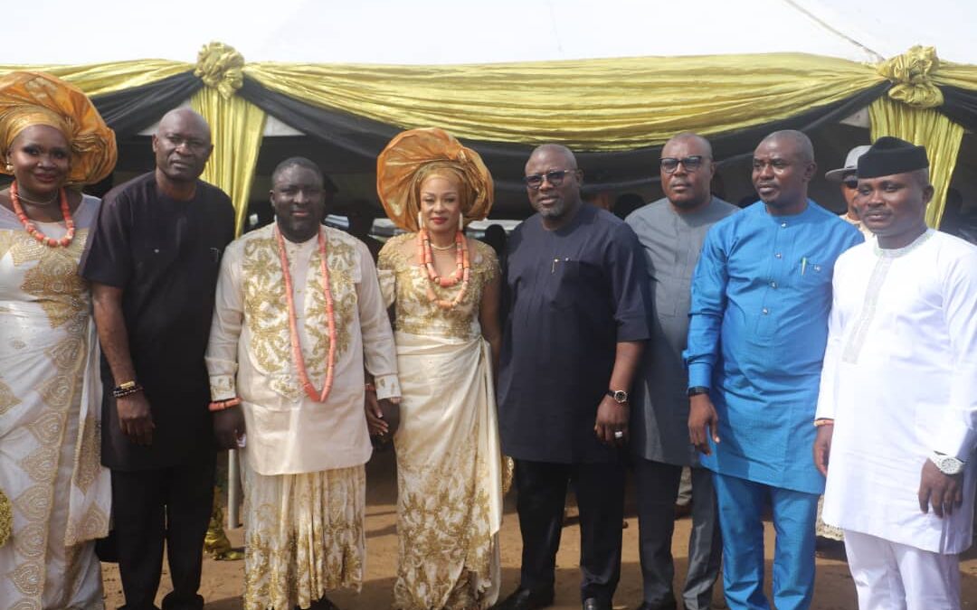 Delta Speaker attends the burial ceremony of Late Pa Wellington Ovrimoghomo Akpososo