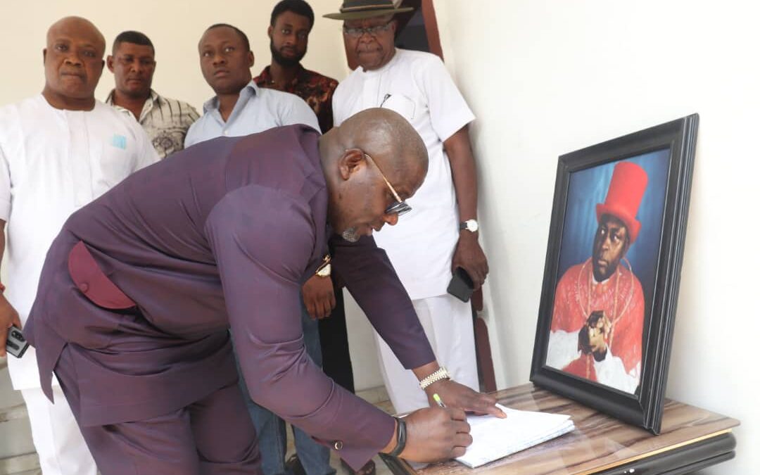 Images From The Condolence Visit By The Speaker Of The Delta State House of Assembly, Oborevwori to the immediate family of the late, Hon (Chief) Dr Peter Ebireri