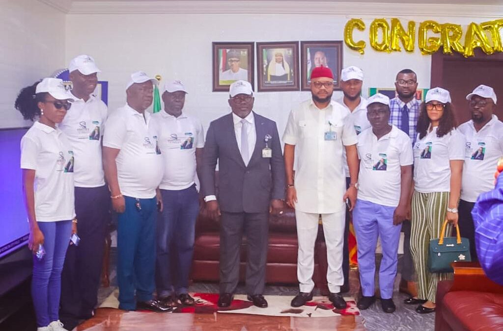 MEMBERS OF SHERIFF CARES TEAM AND  DELTA VISION RESOLUTE FOR GOOD GOVERNANCE VISIT DELTA PDP GOVERNORSHIP CANDIDATE, OBOREVWORI